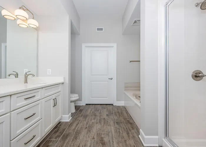 Apartment Phoenix Ii 2101
